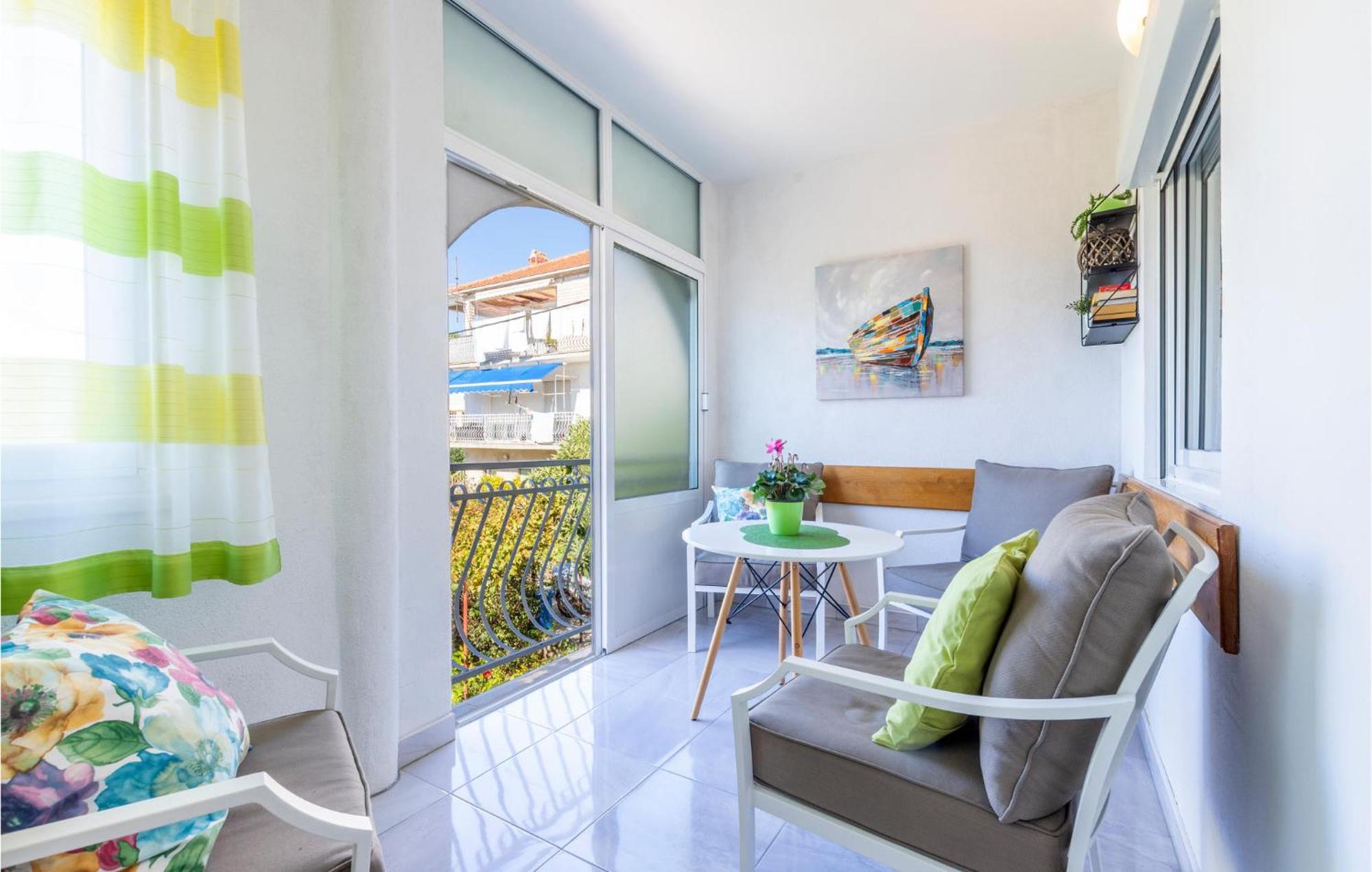 Stunning Apartment In Kastel Stari With Wifi Kastela Luaran gambar